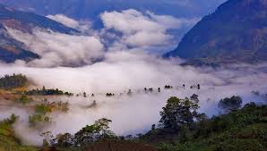 Lũng vân-điểm ngắm mây tuyệt vời ở Hòa Bình
