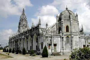 Nhà thờ được trùng tu, xây dựng lại nhiều lần, là điểm du lịch Quảng Ninh được nhiều du khách ghé thăm