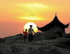 Lễ hội chùa Đồng diễn ra vào ngày mông 10 tháng 3 âm lịch
